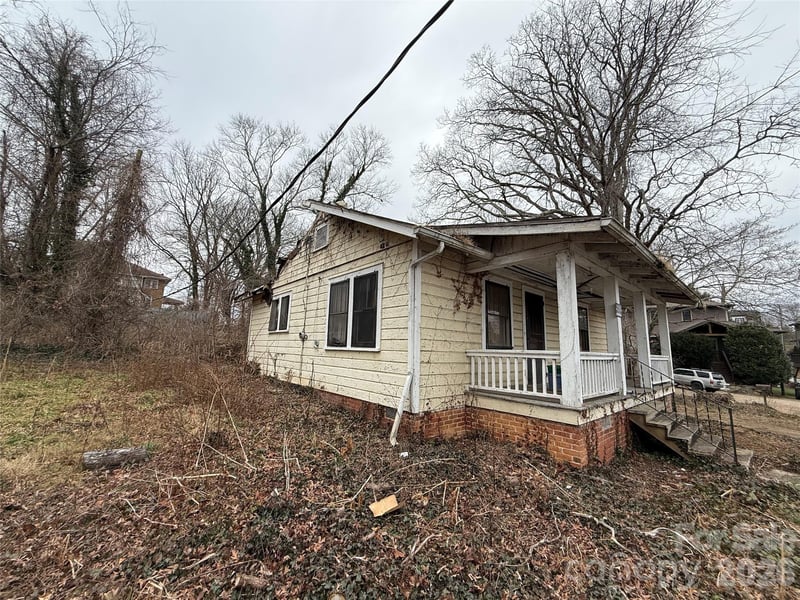 24 Dysart St, Asheville, NC 28806