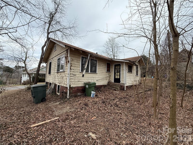 24 Dysart St, Asheville, NC 28806
