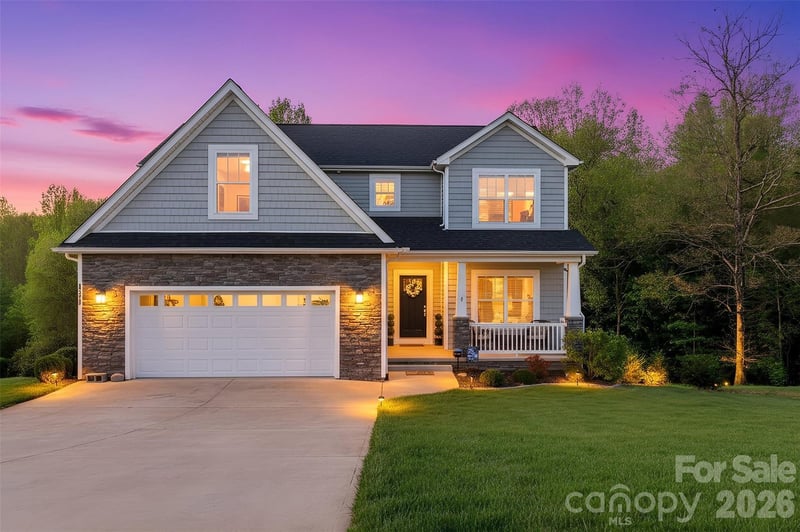 5177 Oak Cir, Granite Falls, NC 28630