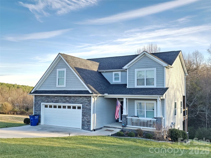 5177 Oak Cir, Granite Falls, NC 28630