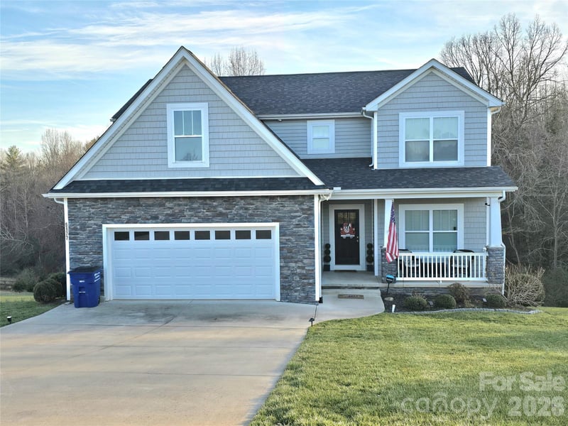 5177 Oak Cir, Granite Falls, NC 28630