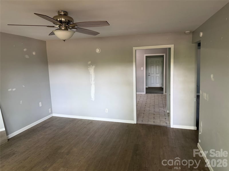 3724 Kathy Rd, Morganton, NC 28655
