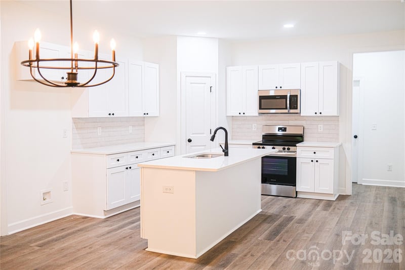 512 Murphy St, Kannapolis, NC 28081