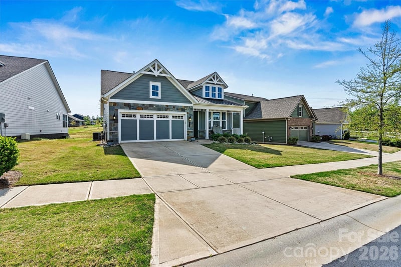 8718 Festival Way, Charlotte, NC 28215