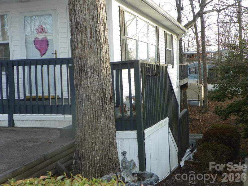 133 Pier Ave, New London, NC 28127