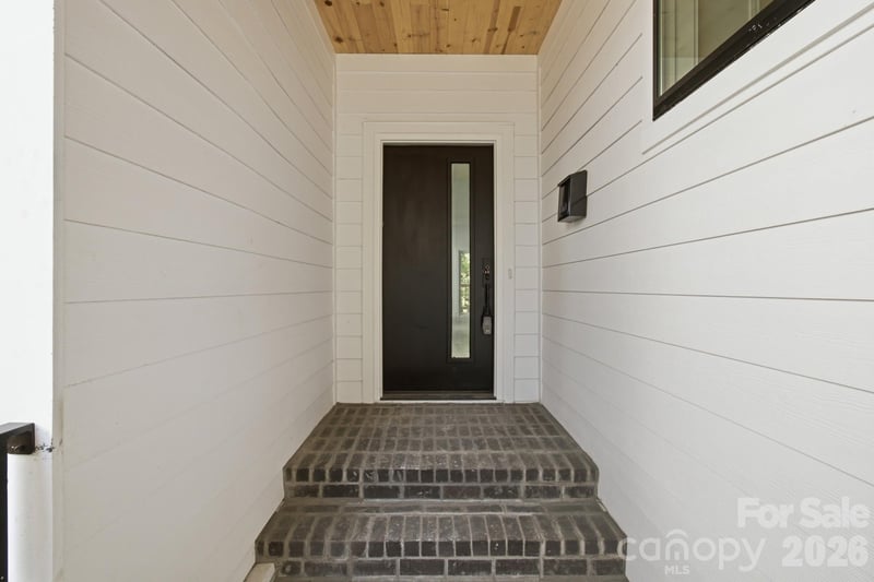 2007 South St, Charlotte, NC 28208