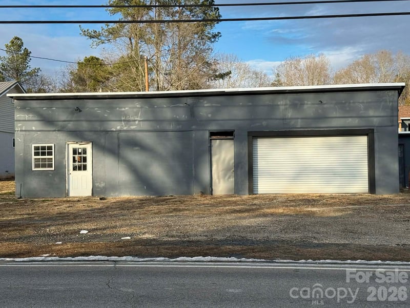 1677 Us 221a Hw, Forest City, NC 28043