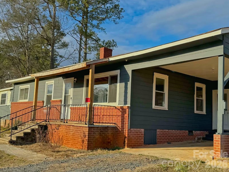 1677 Us 221a Hw, Forest City, NC 28043