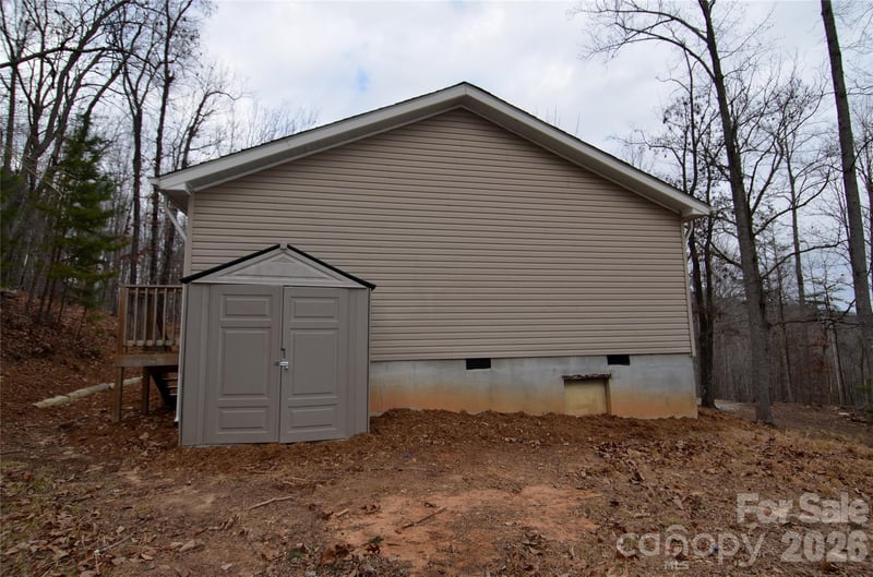 73 Walton Place Dr, Nebo, NC 28761