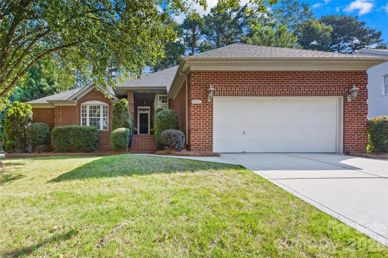 9325 Brown Gelly Dr, Huntersville, NC 28078