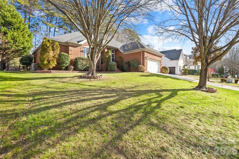 9325 Brown Gelly Dr, Huntersville, NC 28078
