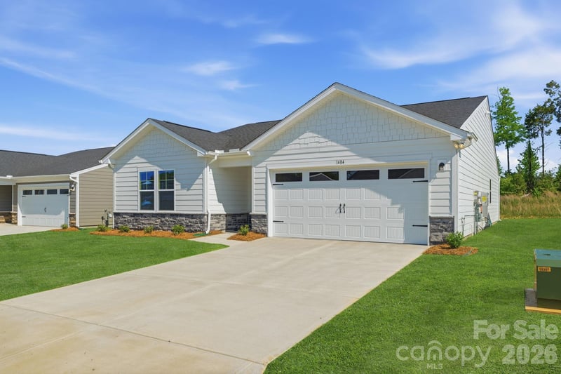 1484 Ardmore Dr, Sherrills Ford, NC 28673