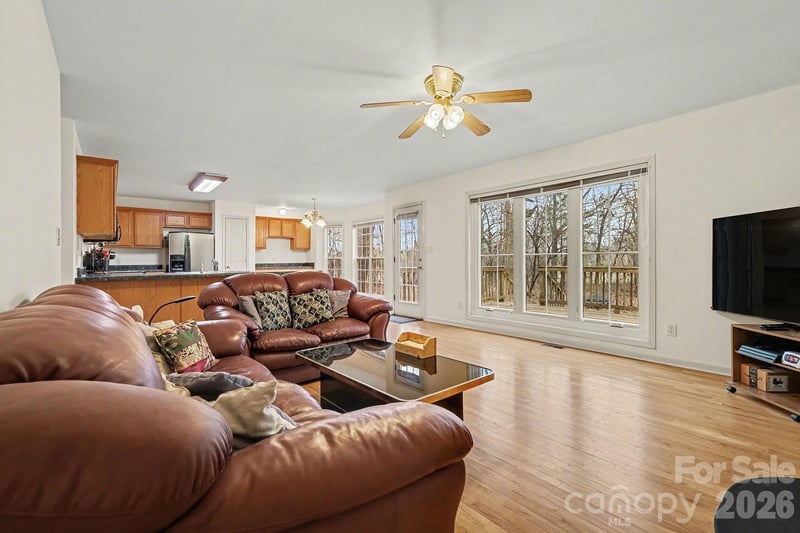 1010 James St, Charlotte, NC 28216