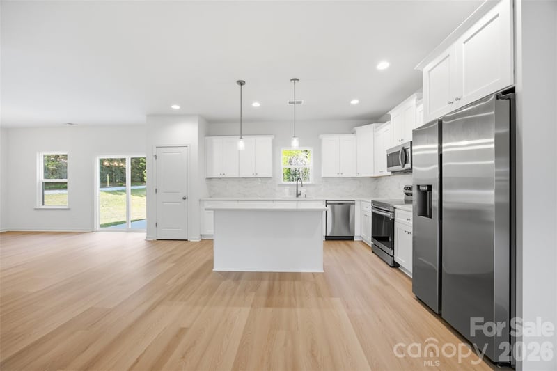 8425 Old Plank Rd, Charlotte, NC 28216