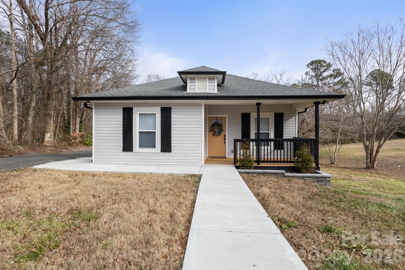 305 Henry St, Belmont, NC 28012