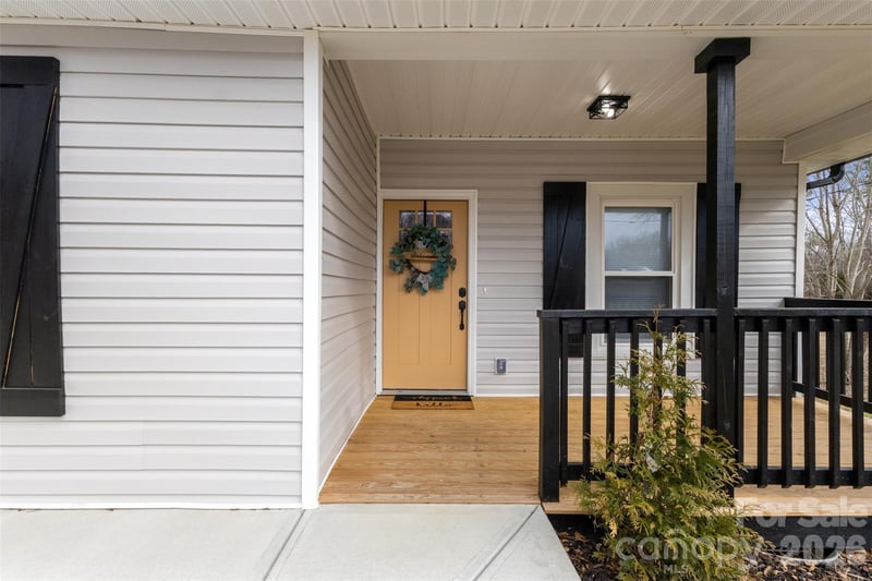 305 Henry St, Belmont, NC 28012