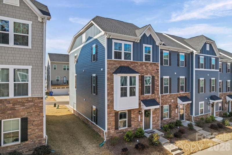 3501 Timber Mill Dr, Matthews, NC 28104