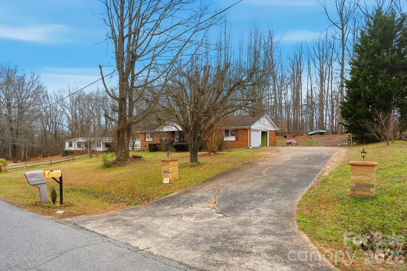 488 Miners Rd, Lincolnton, NC 28092