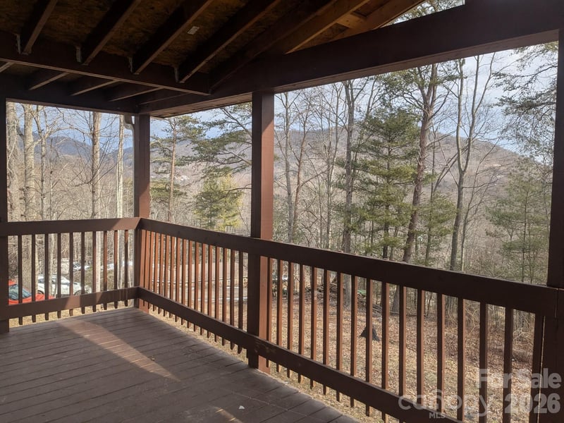 11 Gertrude Ln, Candler, NC 28715