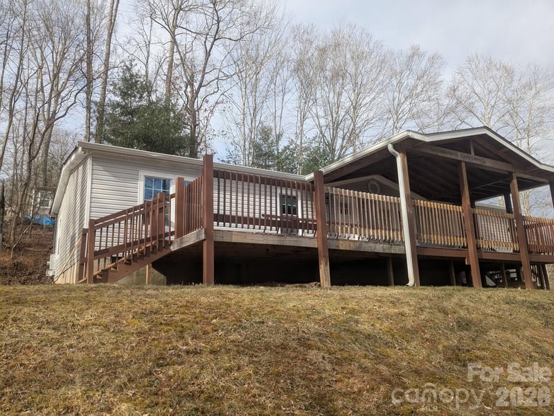 11 Gertrude Ln, Candler, NC 28715