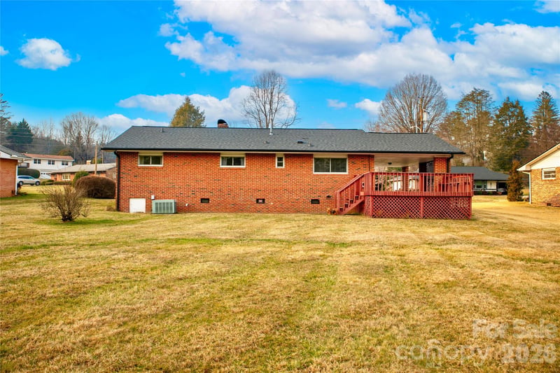112 Allison Rd, Brevard, NC 28712
