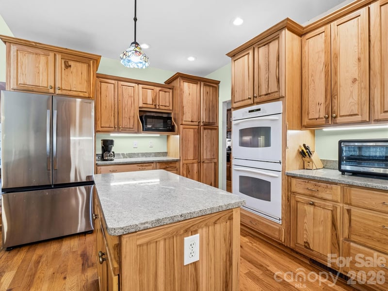 220 Jonathan Creek Dr, Etowah, NC 28729