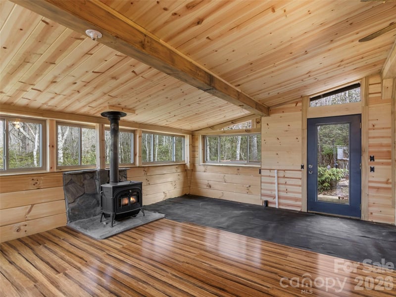 141 Overlook Dr #30, Spruce Pine, NC 28777