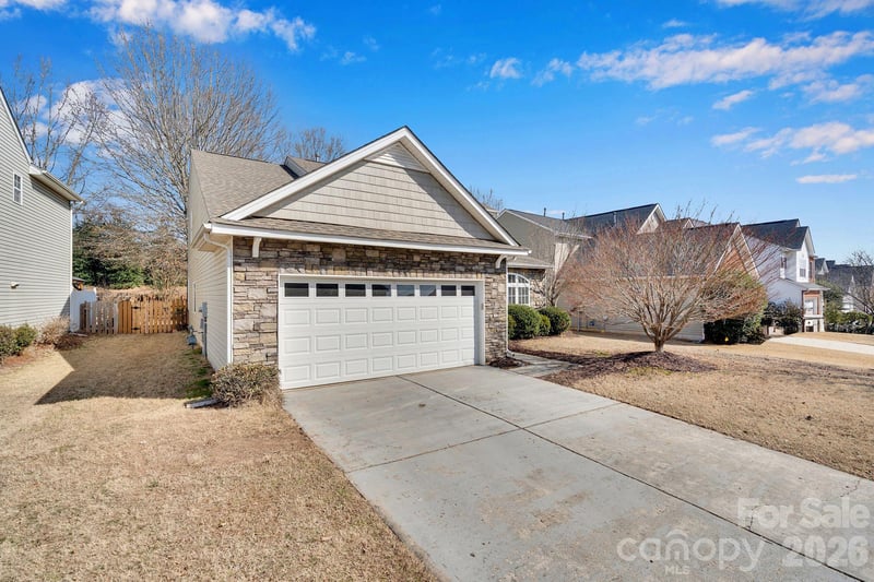 11012 Sedgemoor Ln, Charlotte, NC 28277