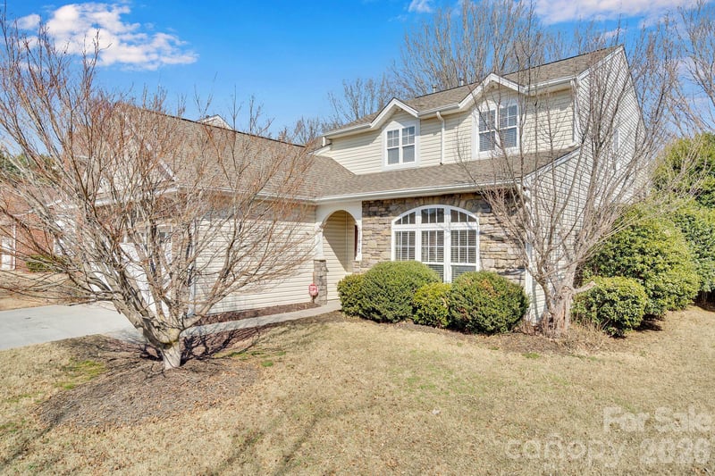 11012 Sedgemoor Ln, Charlotte, NC 28277