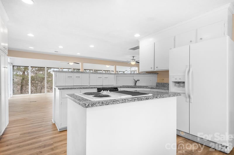 1126 Hanford Pl, Concord, NC 28027