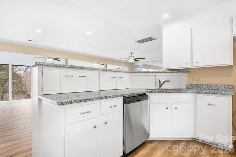 1126 Hanford Pl, Concord, NC 28027