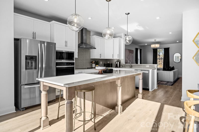 3025 Rozzelles Ferry Rd, Charlotte, NC 28208