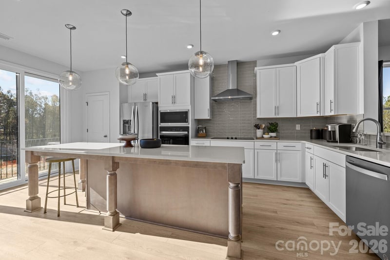 3025 Rozzelles Ferry Rd, Charlotte, NC 28208