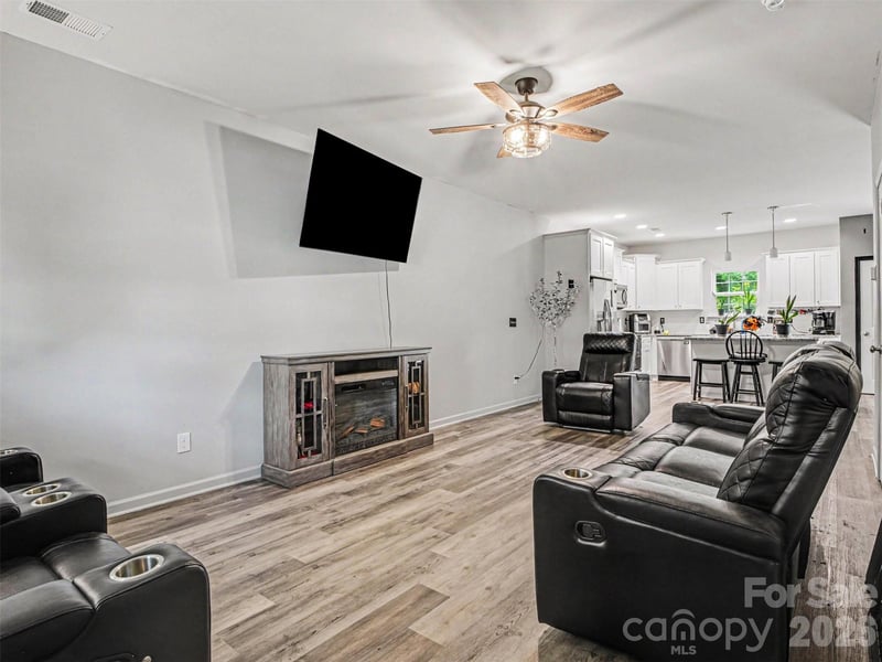 313 Bell St, Mount Holly, NC 28120