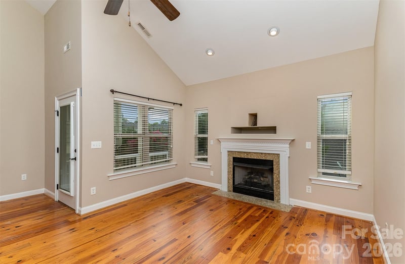 141 Aztec Cir, Mooresville, NC 28117
