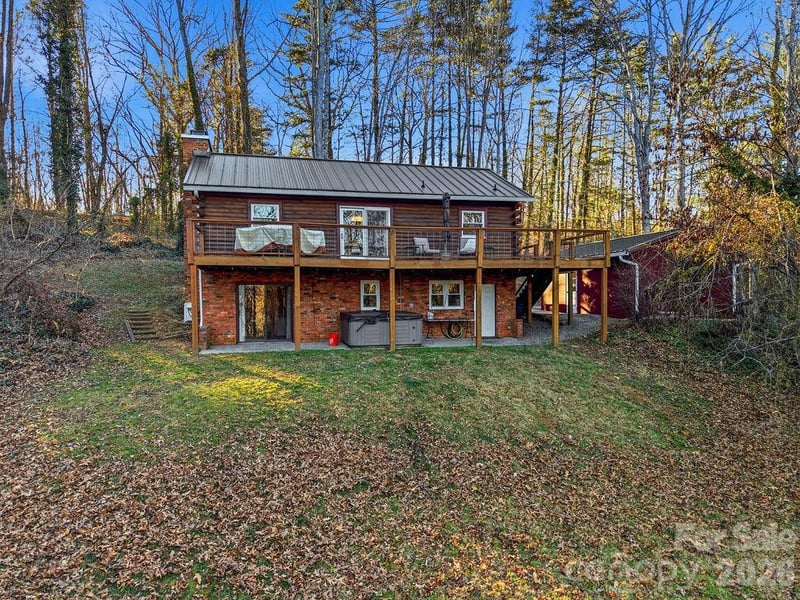 34 Greenbriar Rd, Black Mountain, NC 28711