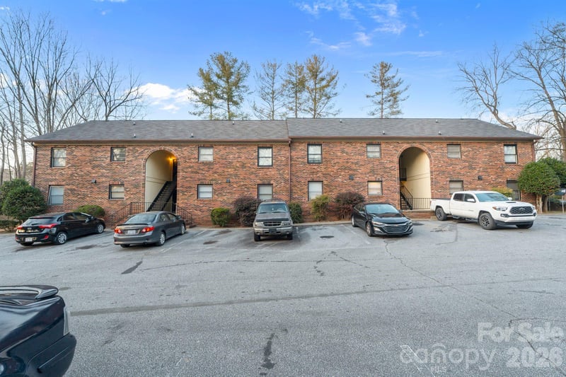 460 14th Ave, Hickory, NC 28601