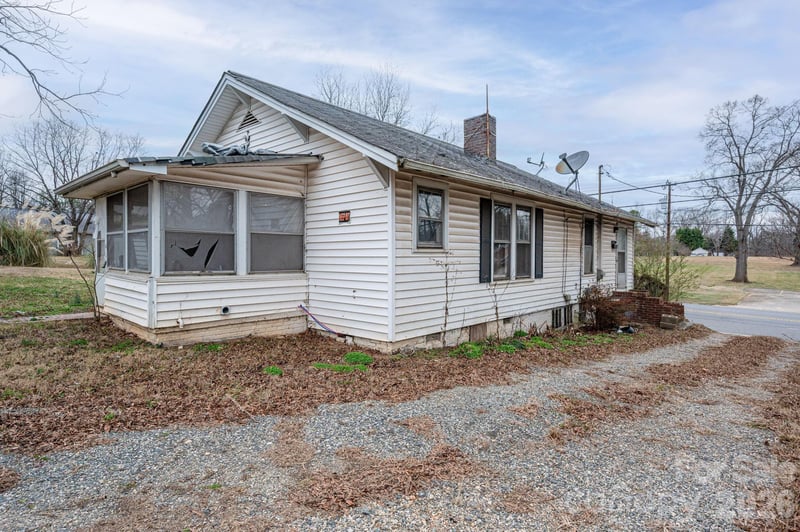 2784 Nc 27 Hw, Lincolnton, NC 28092