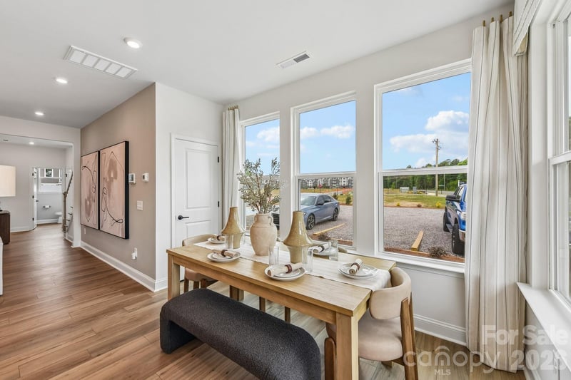5020 Asher James Ln, Charlotte, NC 28262