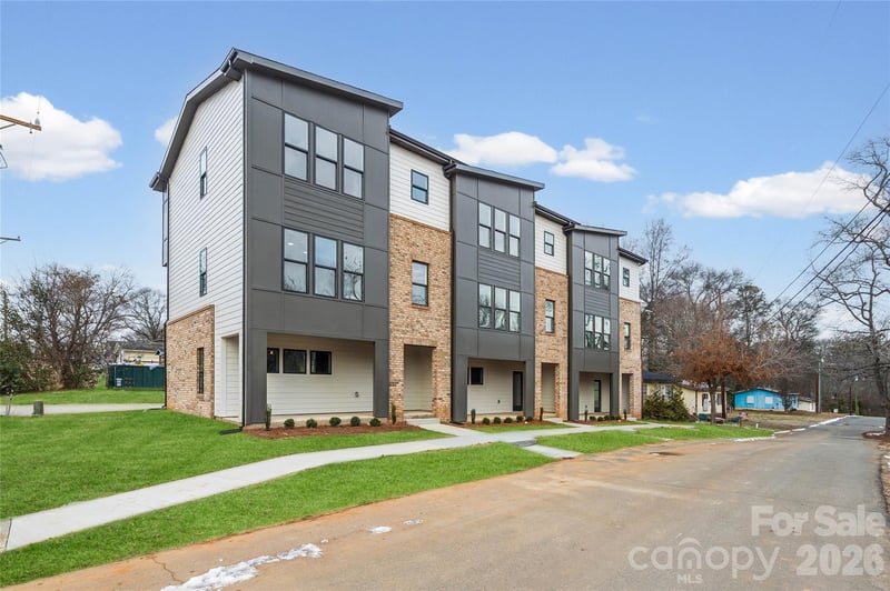 401 Lee St #C, Mount Holly, NC 28120
