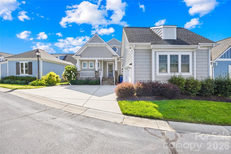 124 Sisters Cove Ct, Mooresville, NC 28117