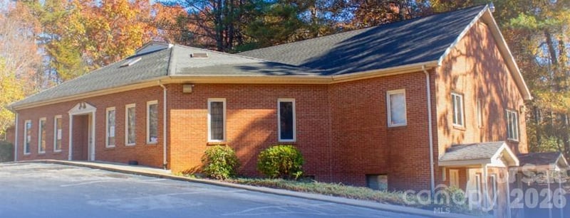 1170 Medical Ct, Marion, NC 28752
