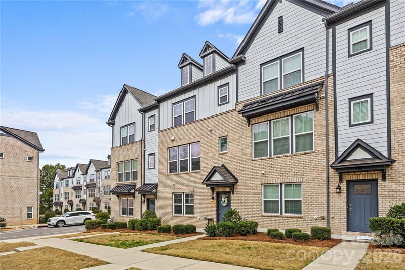314 Hastings Run Dr, Charlotte, NC 28211