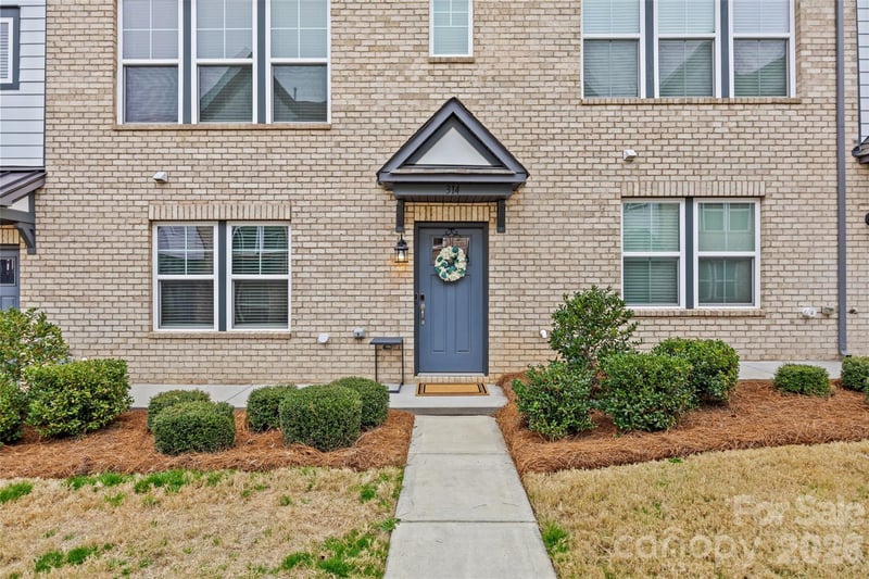 314 Hastings Run Dr, Charlotte, NC 28211