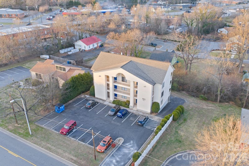 241 16th Ave, Hickory, NC 28601