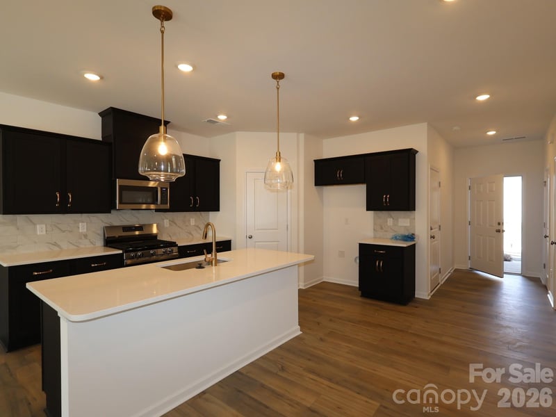 810 Earhart St, Concord, NC 28027