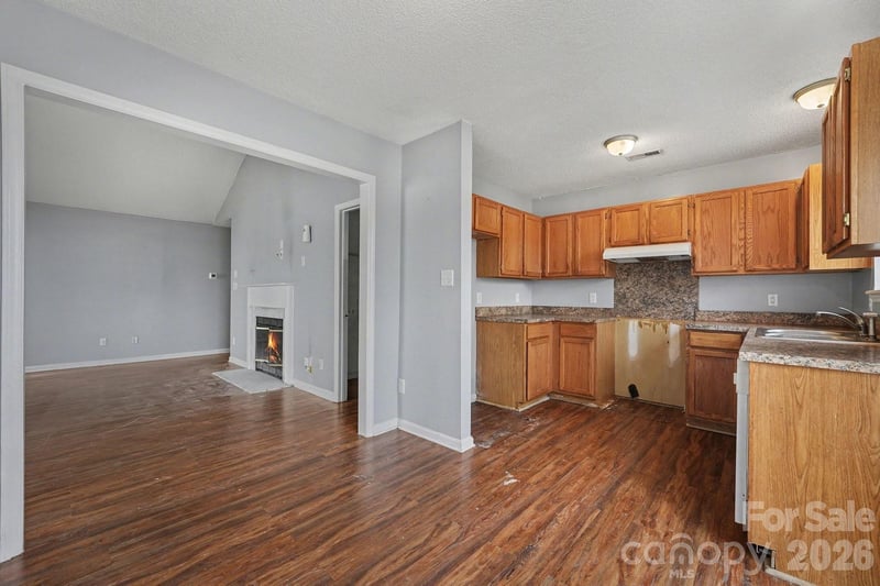 1709 Jeffrey Bryan Dr, Charlotte, NC 28213