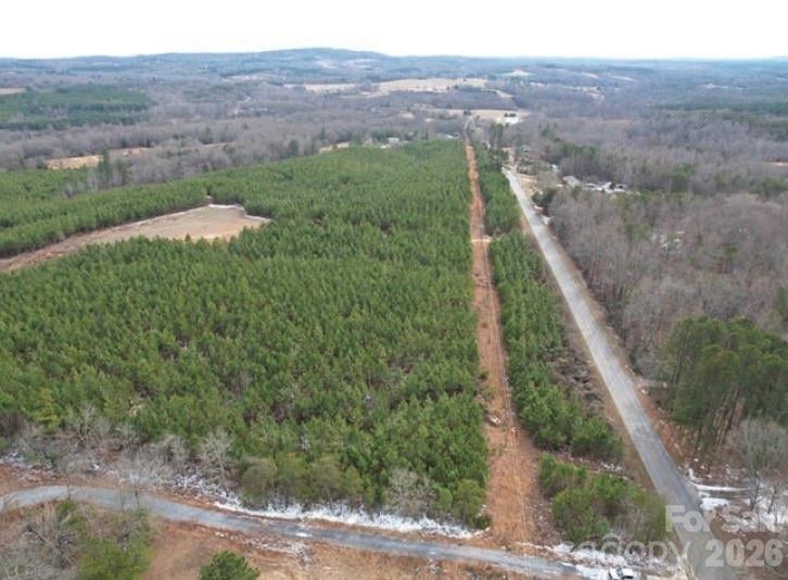 2957 Blacksburg Rd, Grover, NC 28073