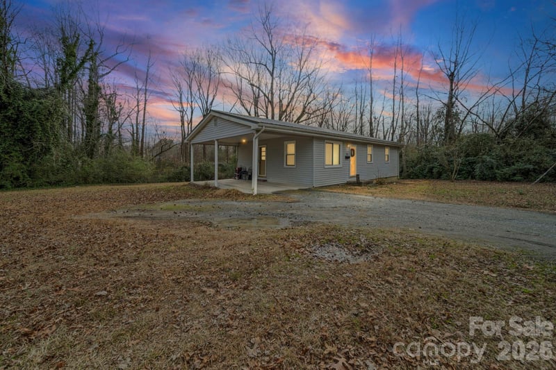 525 Stanley St, Troy, NC 27371