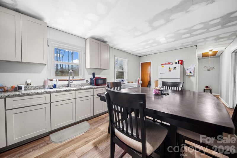 525 Stanley St, Troy, NC 27371